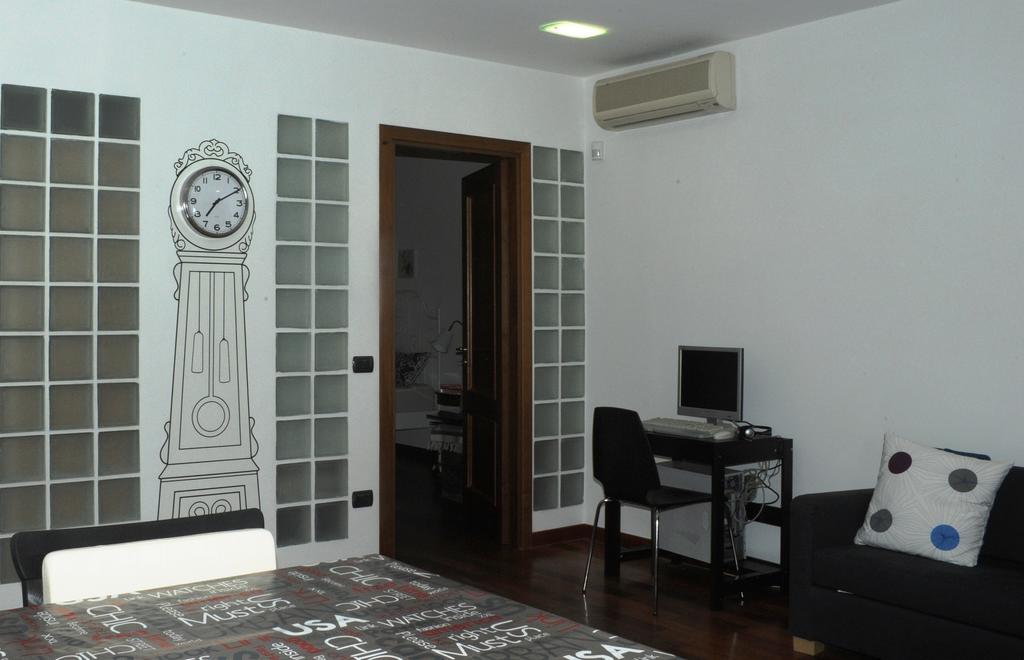Apartment Oltremarestudios Νάπολη Δωμάτιο φωτογραφία